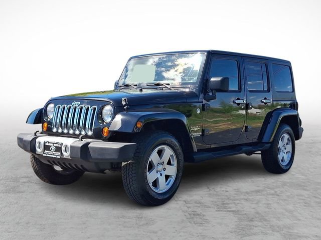 Used 2011 Jeep Wrangler Unlimited Sahara w/ Dual Top Group AWD/4WD image 3