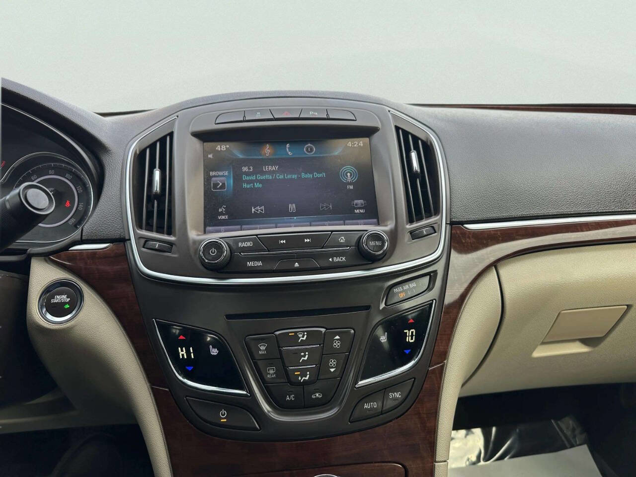 Used 2015 Buick Regal Premium w/ Experience Buick Package image 27