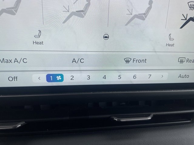 Used 2024 Jeep Wrangler Sahara w/ Safety Group image 23