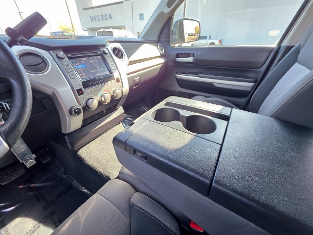Used 2015 Toyota Tundra SR5 AWD/4WD image 26
