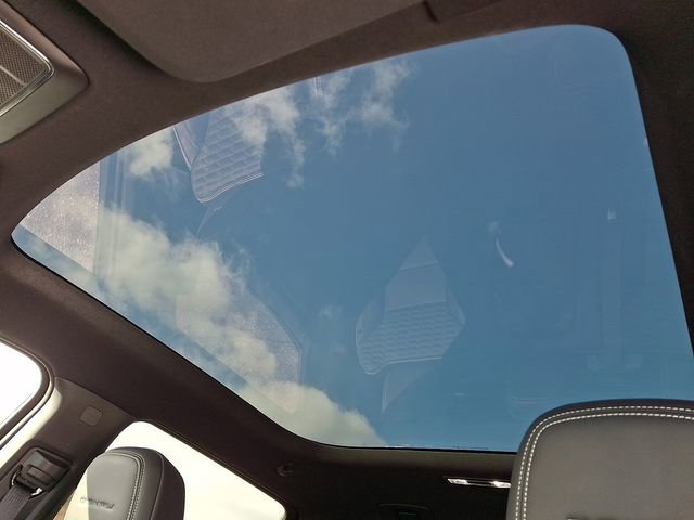 Used 2025 GMC Sierra EV Denali image 19