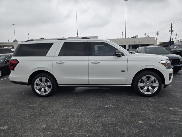 Certified 2024 Ford Expedition Max King Ranch AWD/4WD image 4