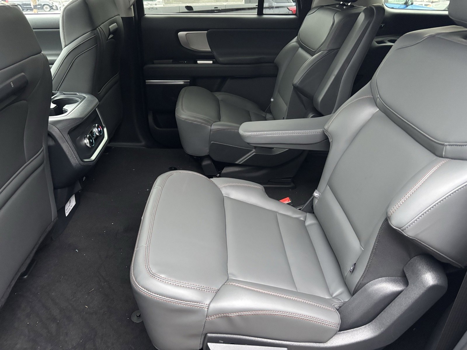 New 2025 Ford Expedition Max Active image 19