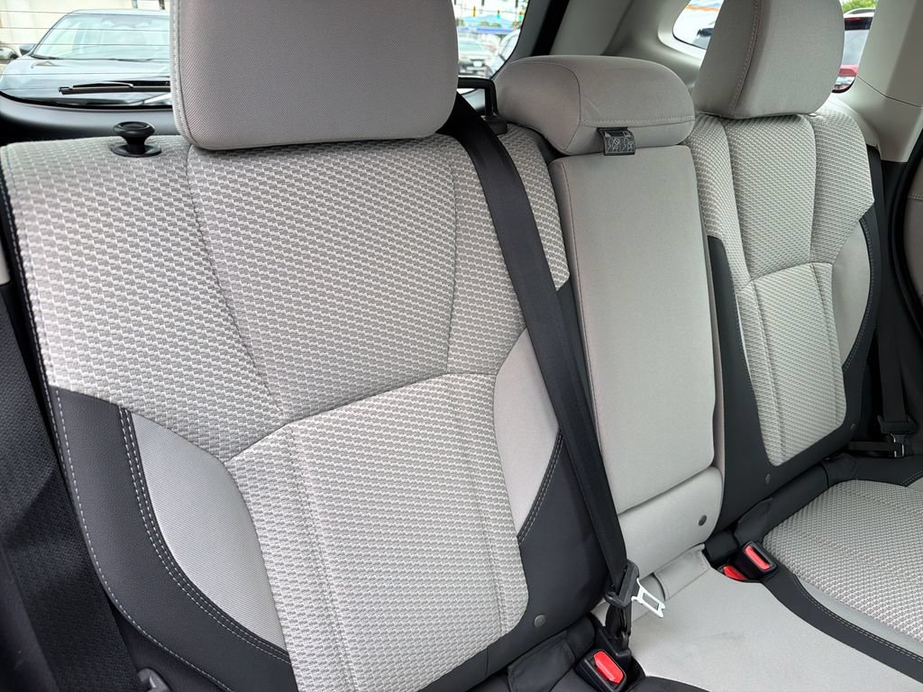 Used 2020 Subaru Forester Premium AWD/4WD image 34