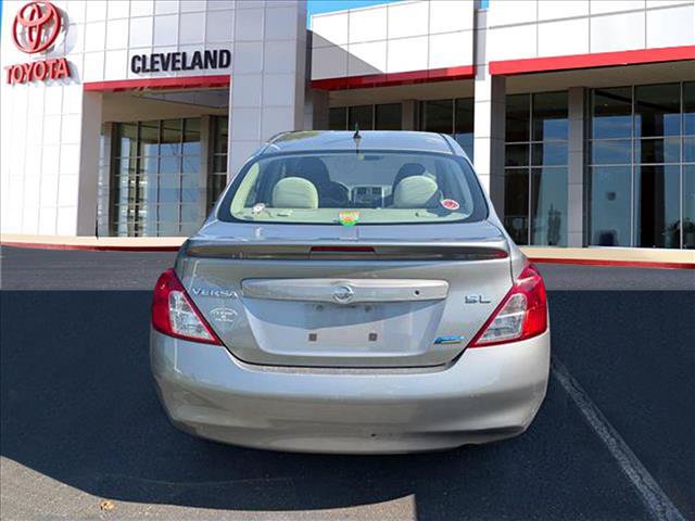 Used 2013 Nissan Versa FWD image 6