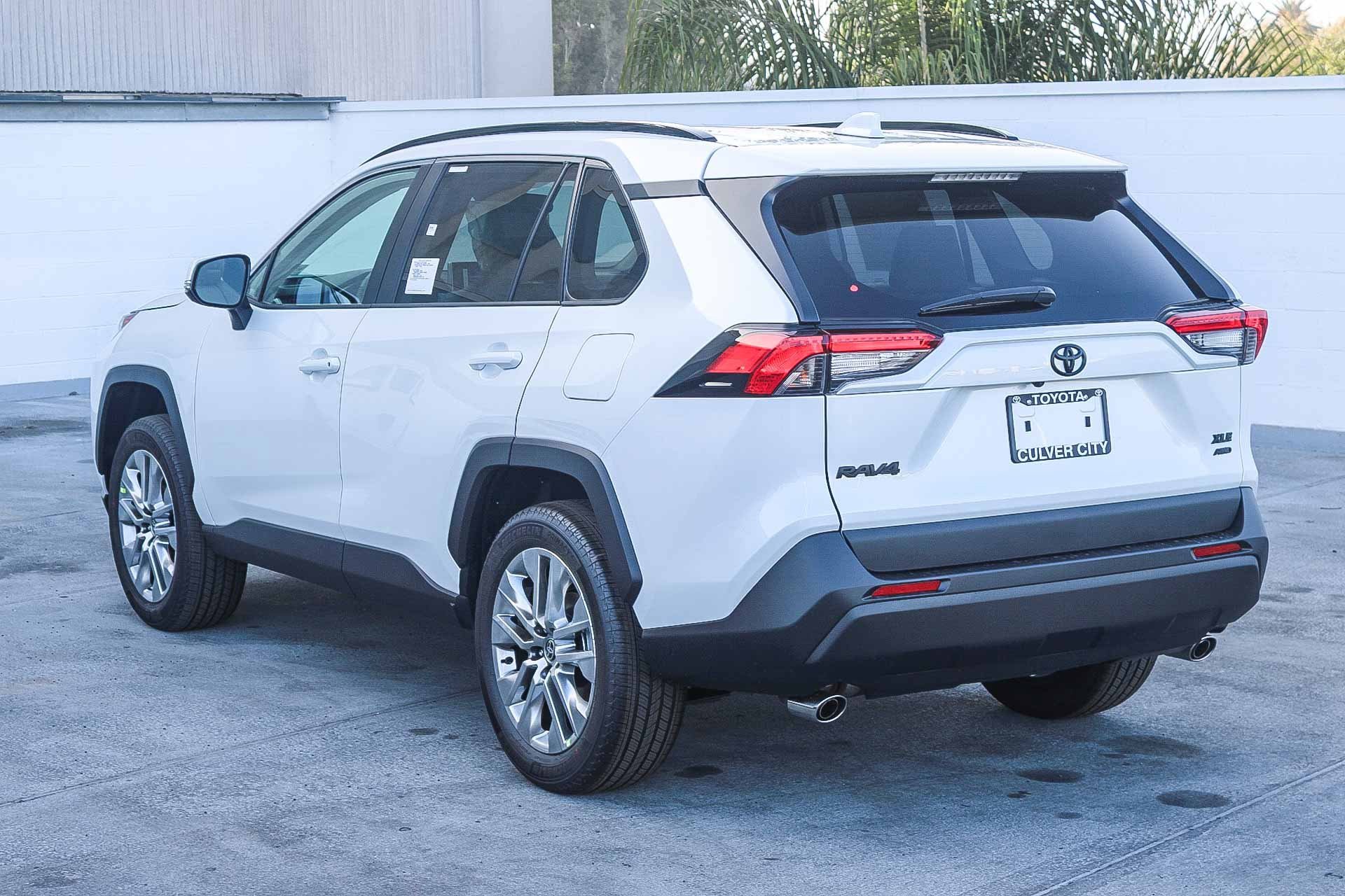 New 2025 Toyota RAV4 XLE Premium image 7