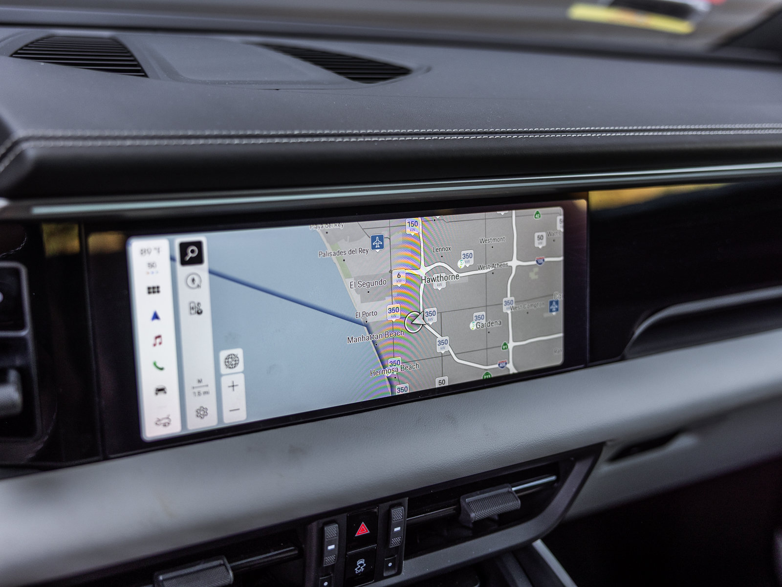Certified 2026 Porsche Macan Electric RWD image 15