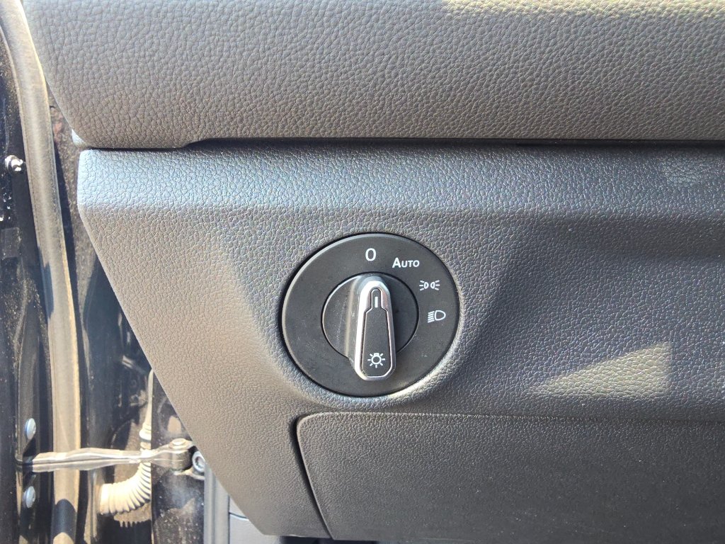 Used 2025 Volkswagen Jetta S FWD image 18