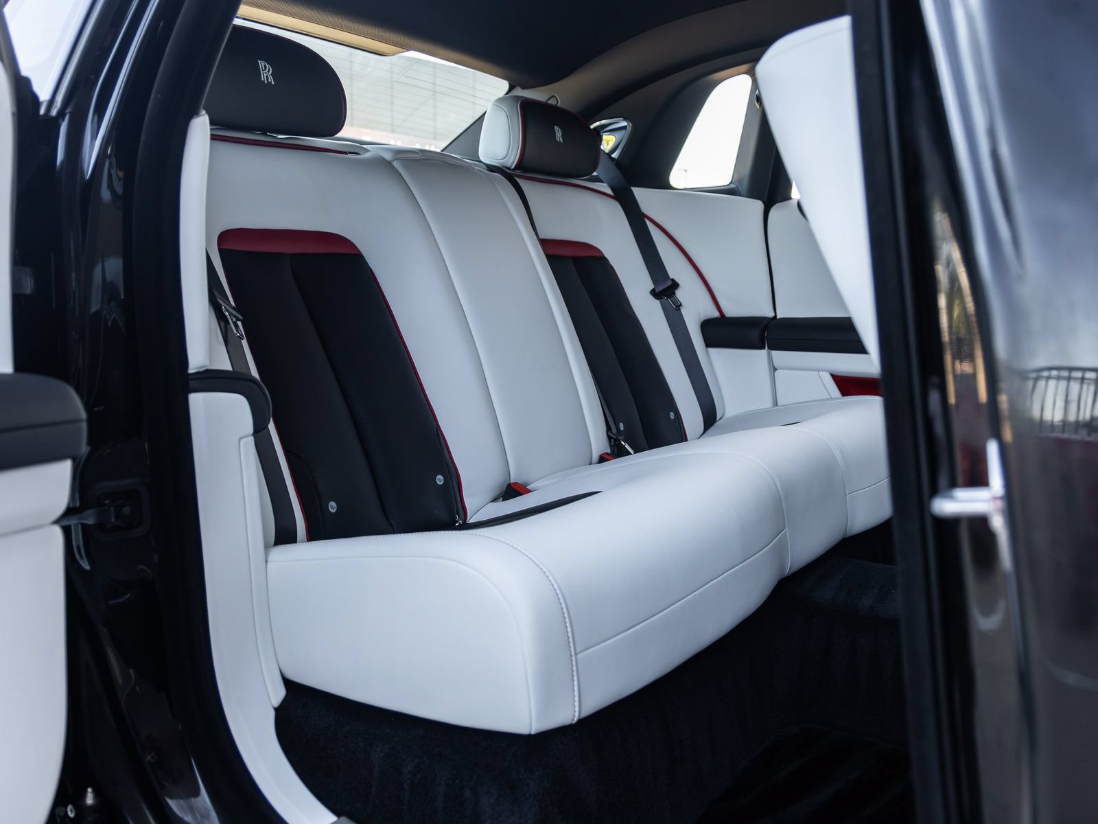 New 2027 Rolls-Royce Ghost AWD/4WD image 50