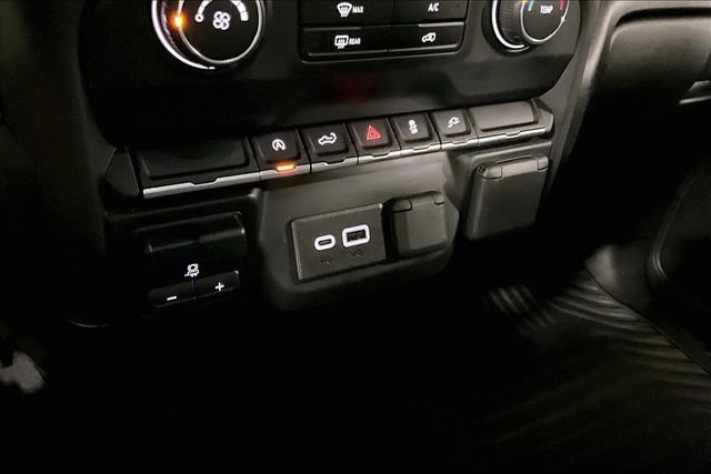 Used 2021 Chevrolet Silverado 1500 Custom image 24