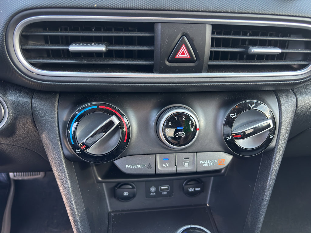 Used 2020 Hyundai Kona SEL image 11