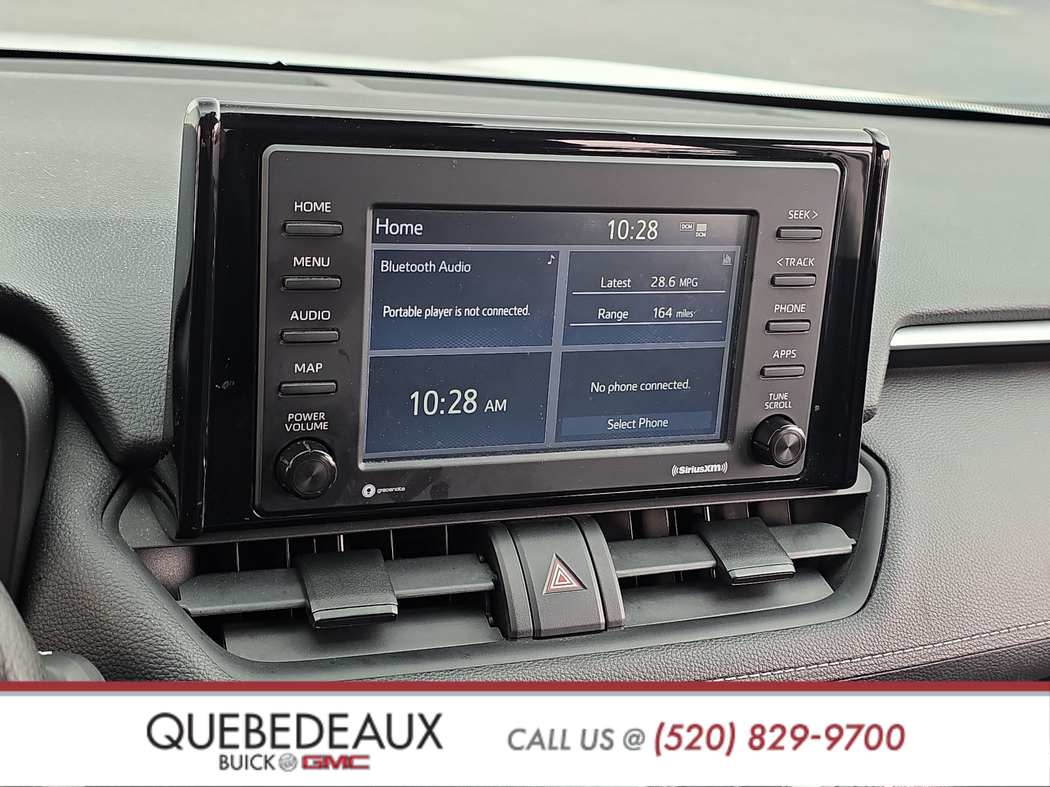 Used 2020 Toyota RAV4 XLE FWD image 17