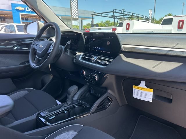 New 2026 Chevrolet TrailBlazer LT FWD image 30