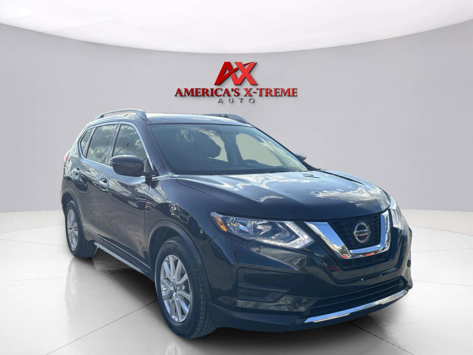 Used 2019 Nissan Rogue SV FWD image 7