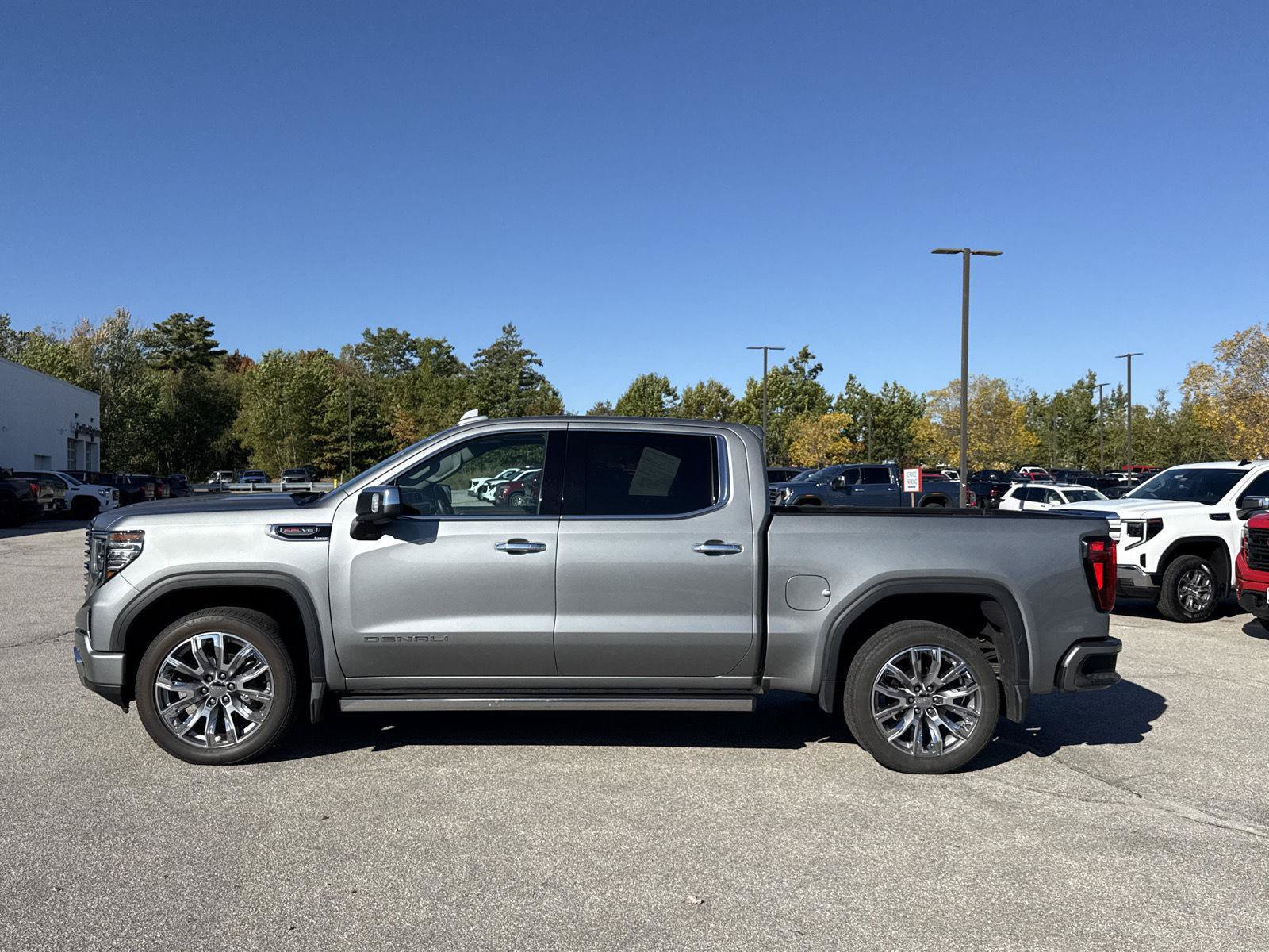 Used 2024 GMC Sierra 1500 Denali w/ Denali Reserve Package AWD/4WD image 5