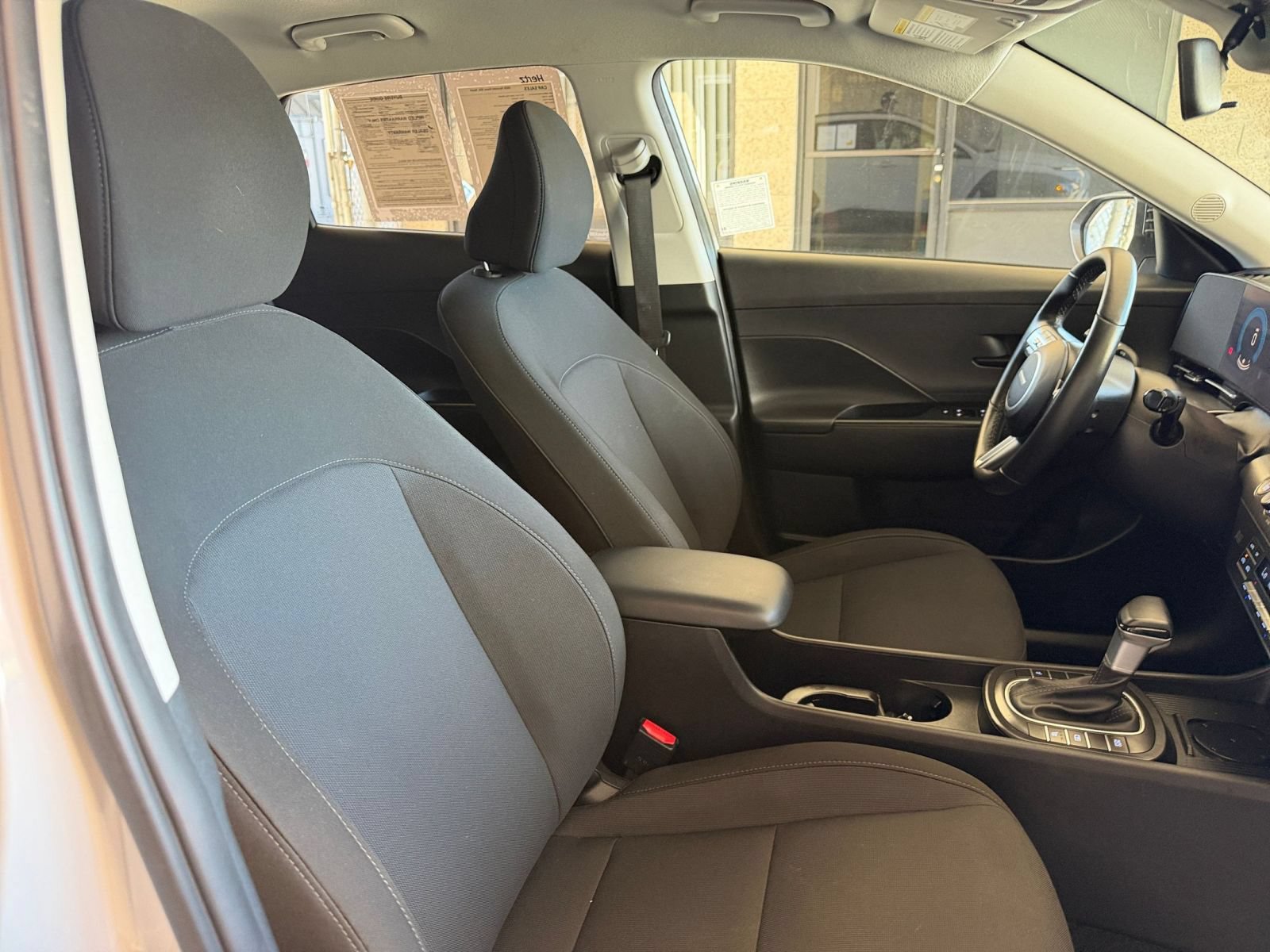 Used 2026 Hyundai Kona SEL Sport FWD image 35