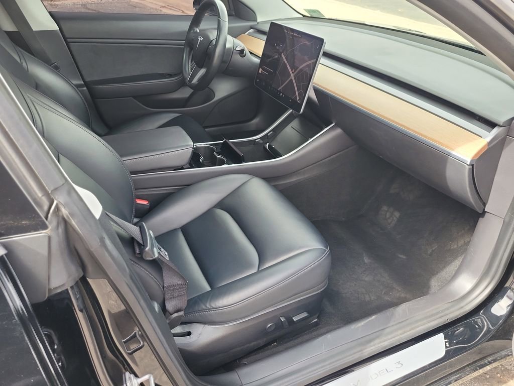 Used 2019 Tesla Model 3 Long Range image 14
