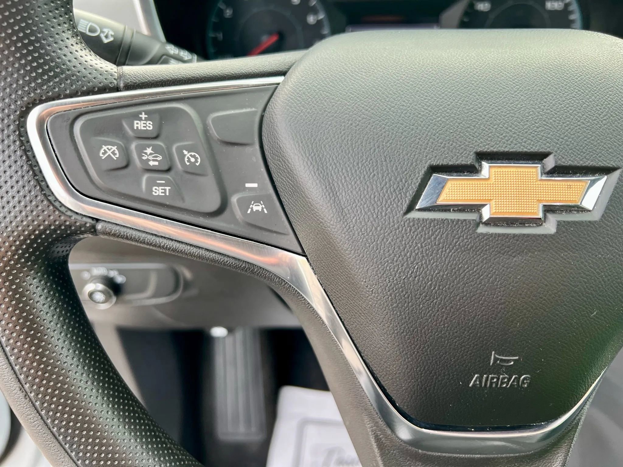 Used 2021 Chevrolet Equinox LS w/ LS Convenience Package image 26