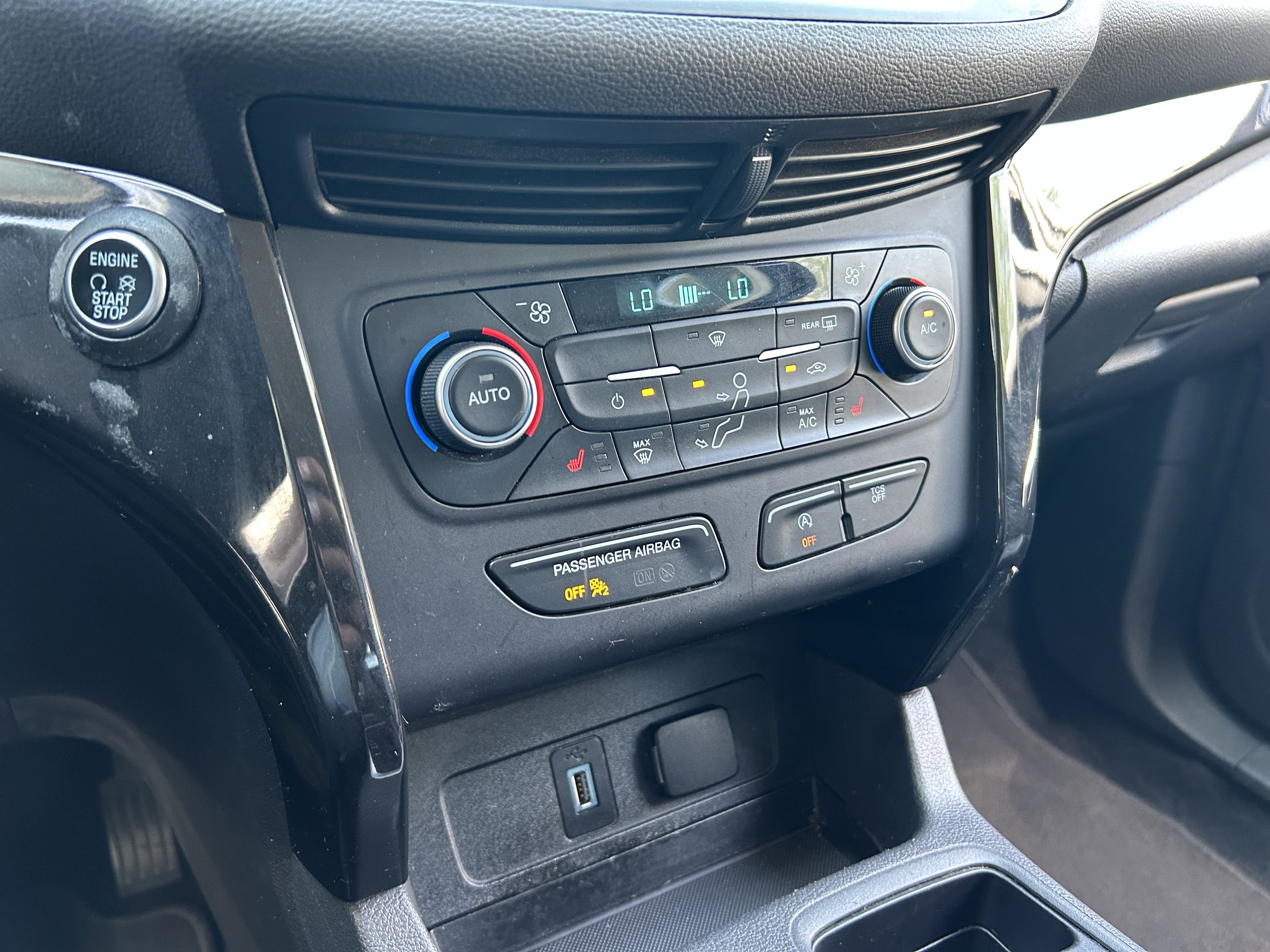 Used 2019 Ford Escape SE AWD/4WD image 23