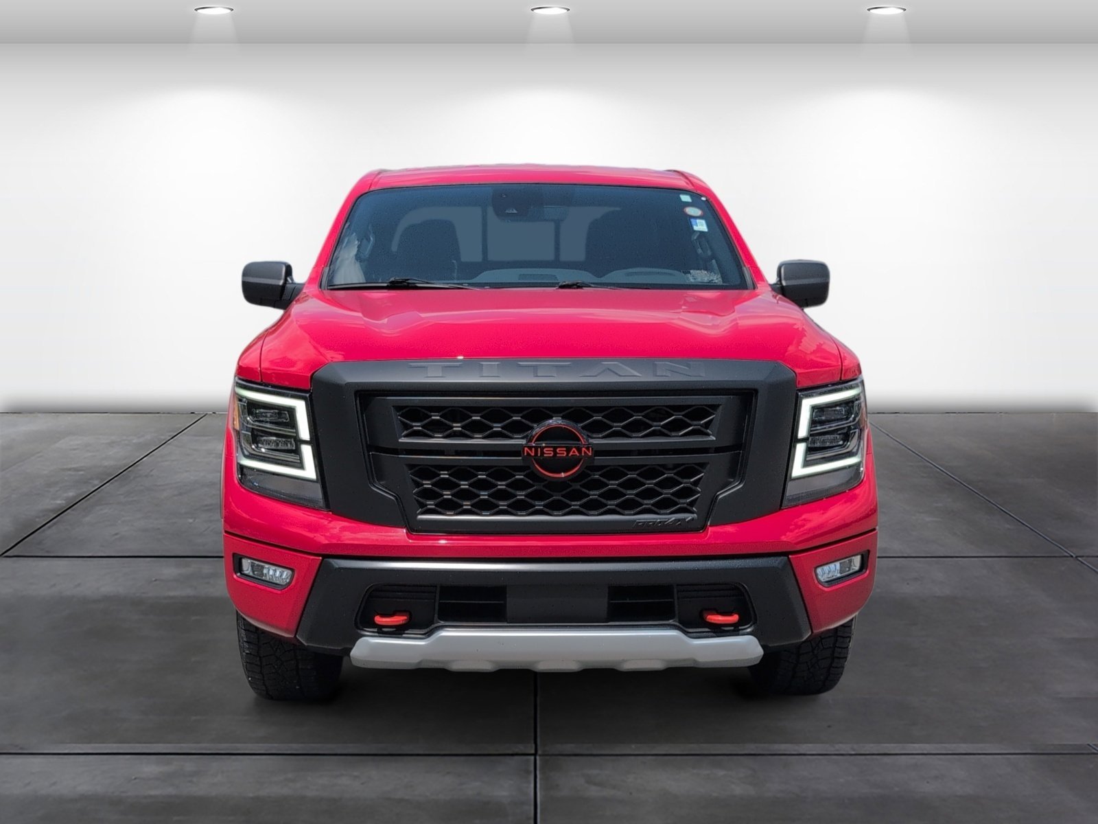 Used 2024 Nissan Titan PRO-4X w/ Off Road Protection Package AWD/4WD image 6