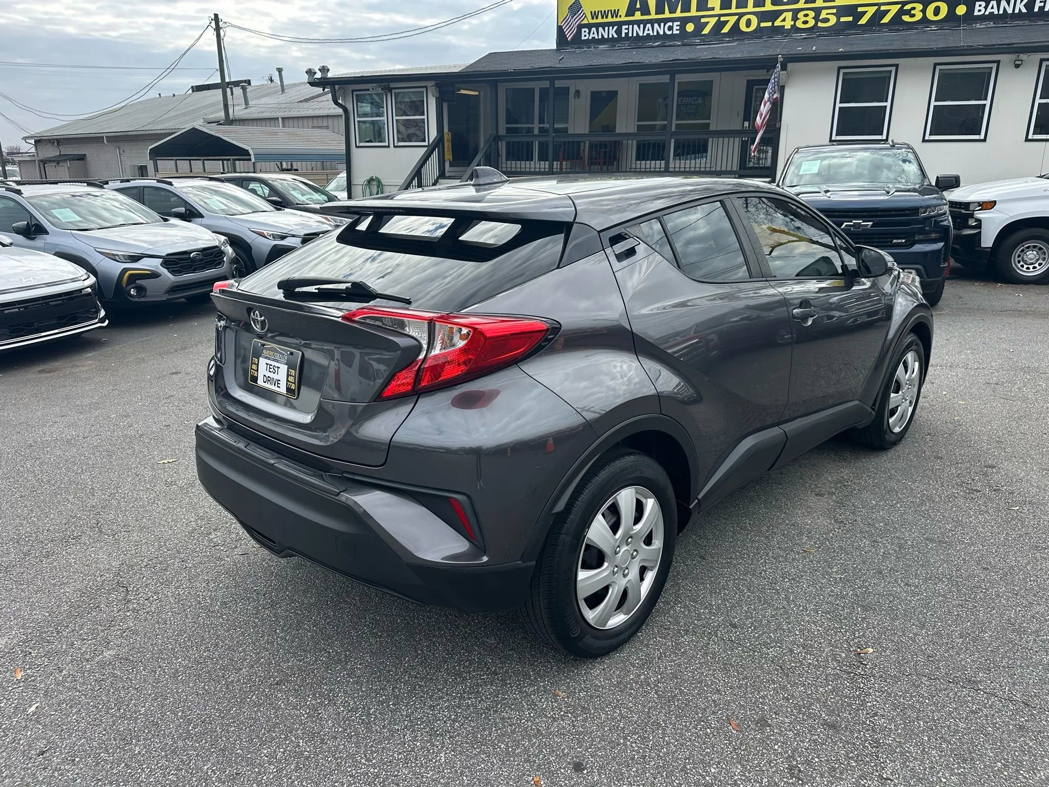 Used 2019 Toyota C-HR LE image 7