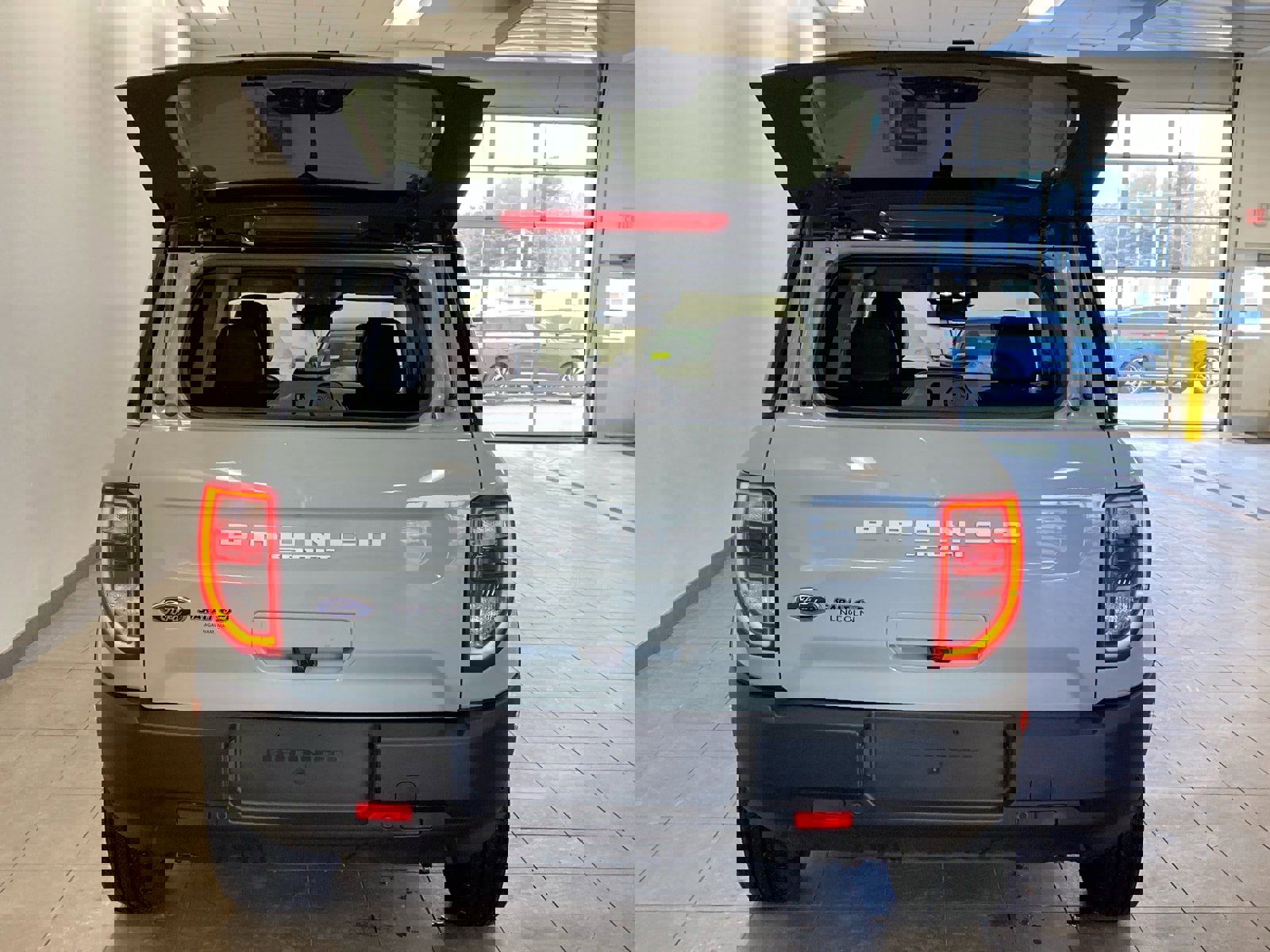 Used 2023 Ford Bronco Sport Outer Banks w/ Tech Package image 7