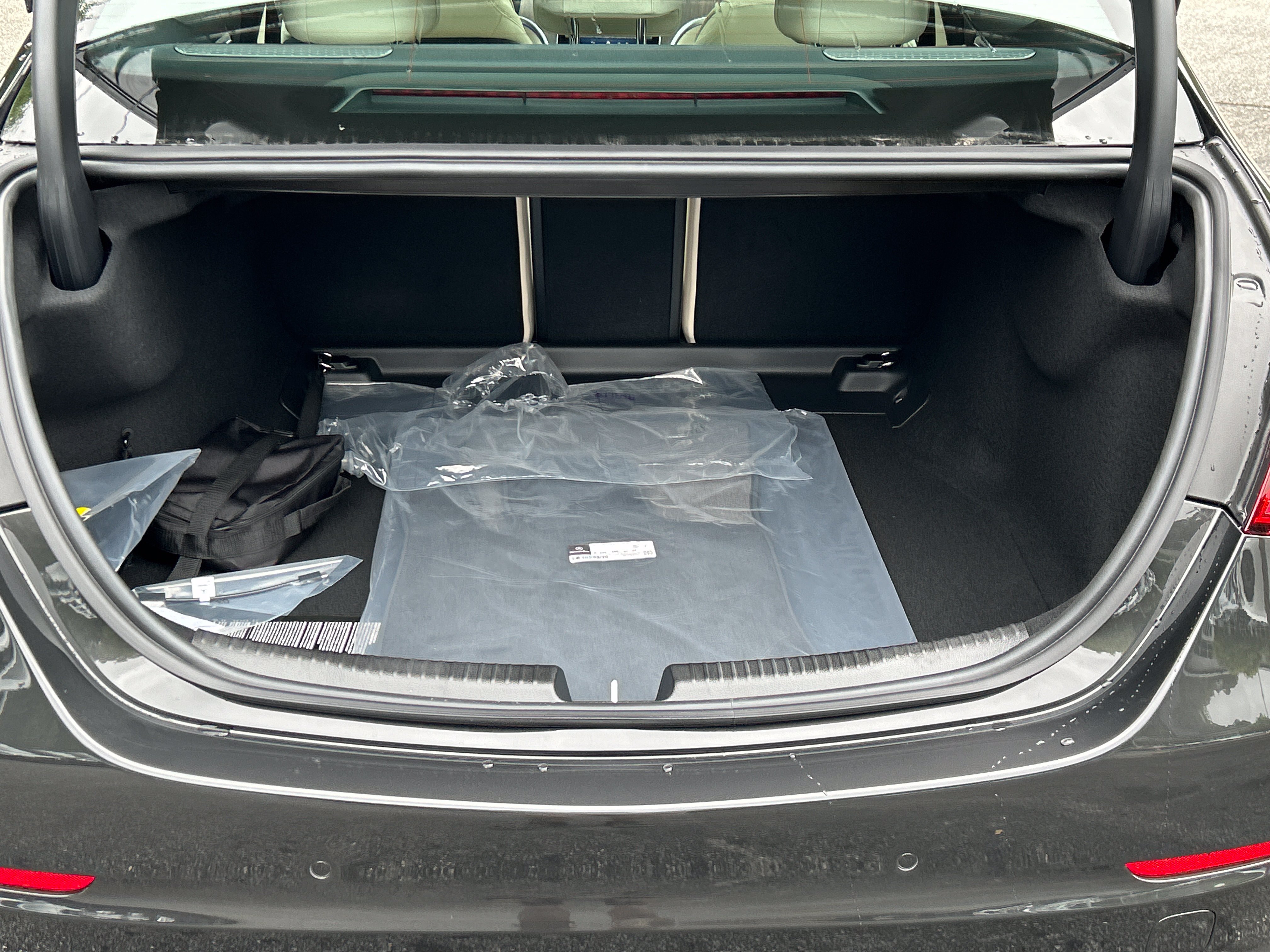 New 2026 Mercedes-Benz C 300 Sedan image 9
