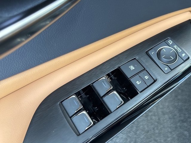 New 2025 Lexus ES 350 w/ Premium Package image 33