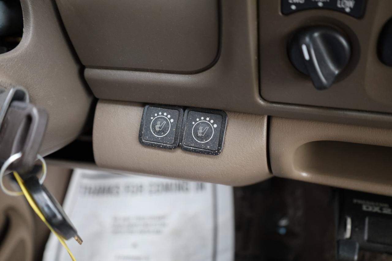 Used 2000 Ford Excursion XLT AWD/4WD image 11