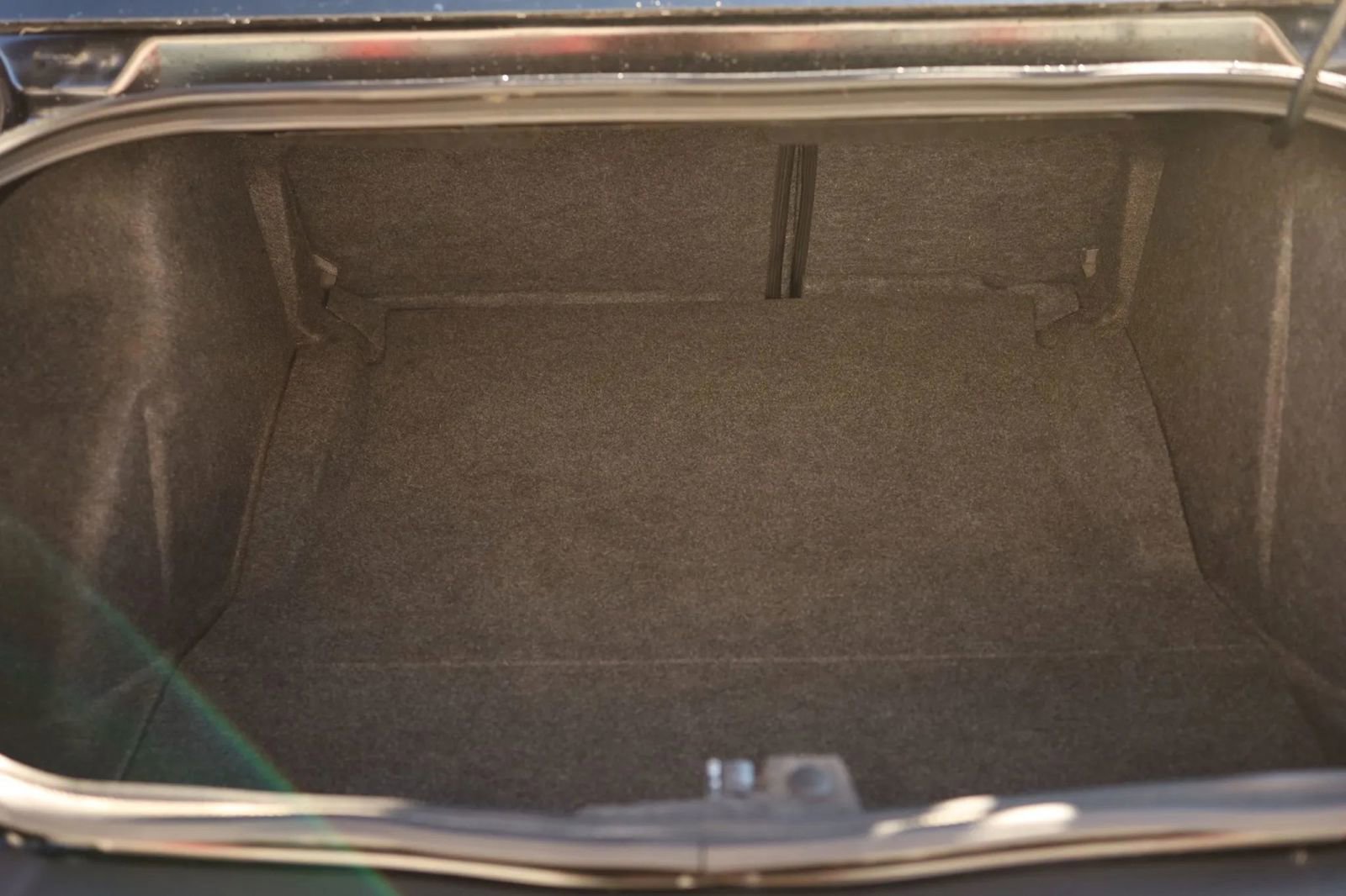 Used 2016 Dodge Challenger R/T w/ Blacktop Package image 42