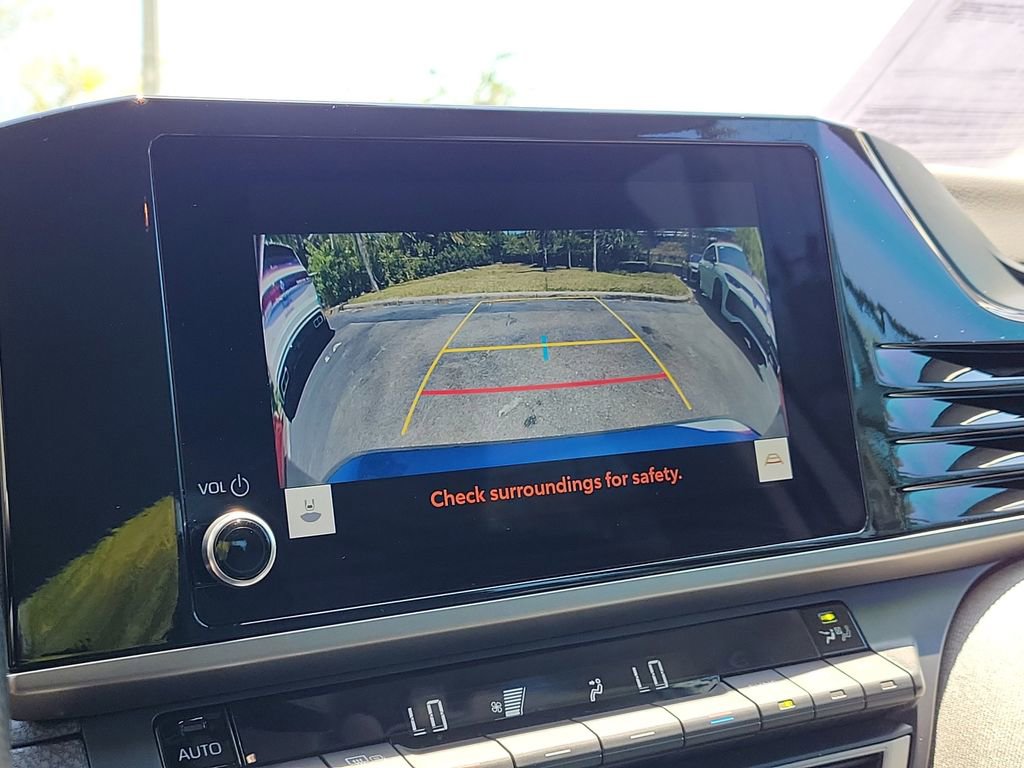 Used 2025 Toyota Camry LE FWD image 22