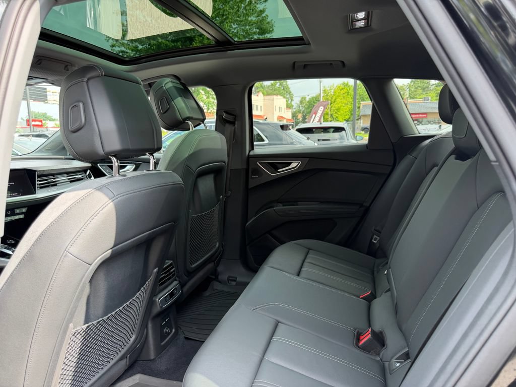Certified 2023 Audi Q4 e-tron Prestige w/ Black Optic Package AWD/4WD image 28