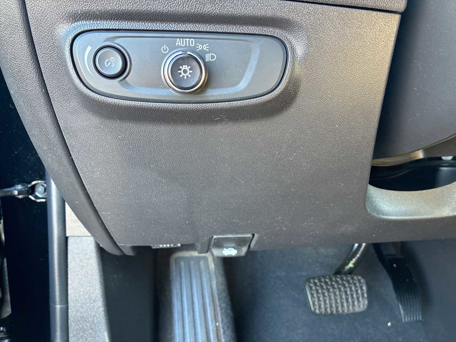 Used 2024 Chevrolet Equinox LT image 17