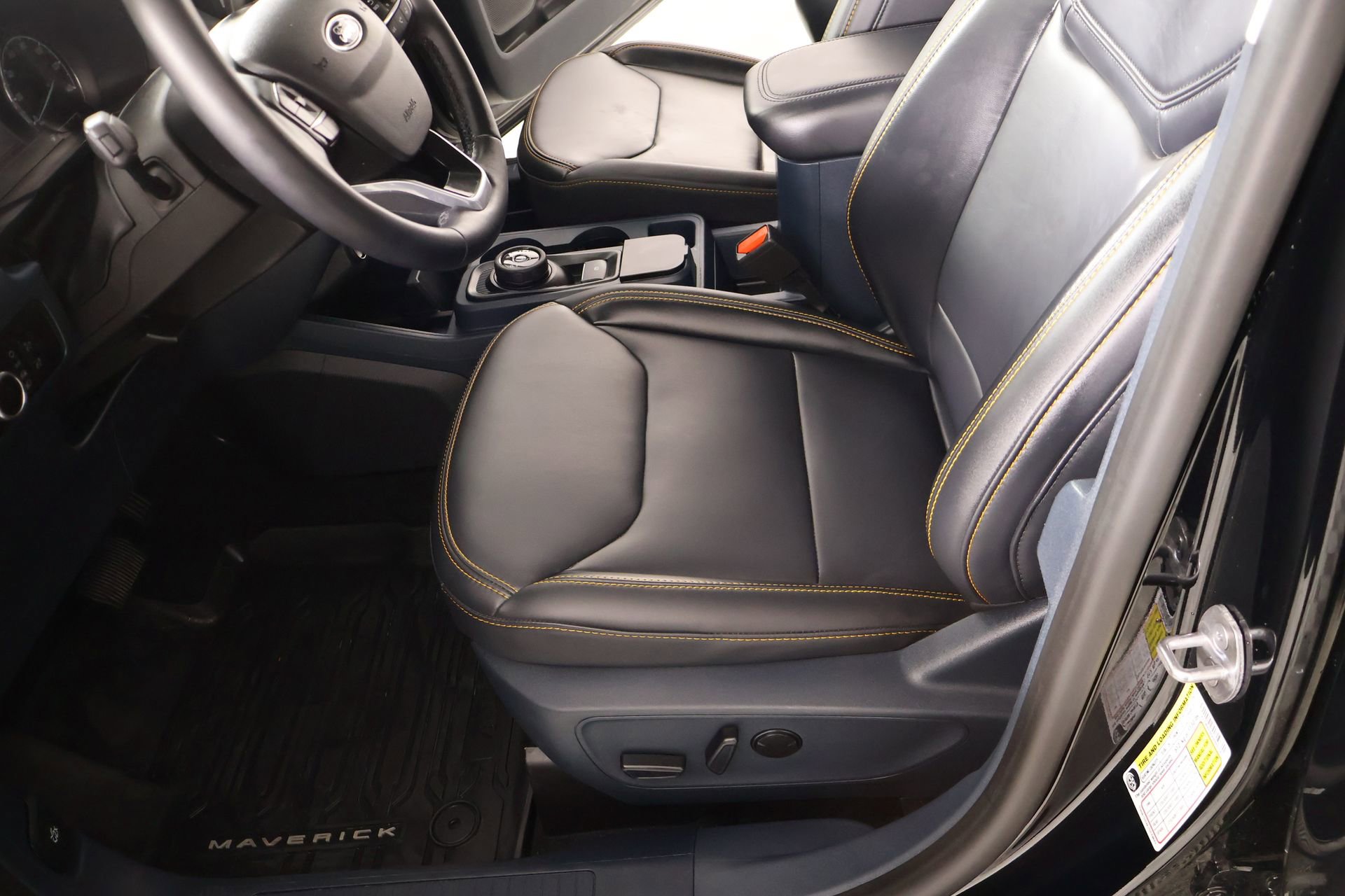 Used 2024 Ford Maverick Tremor w/ Tremor Off-Road Package image 12