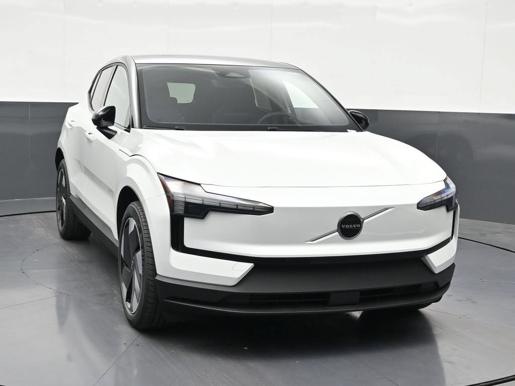 New 2026 Volvo EX30 Plus w/ Protection Package Premier AWD/4WD image 7
