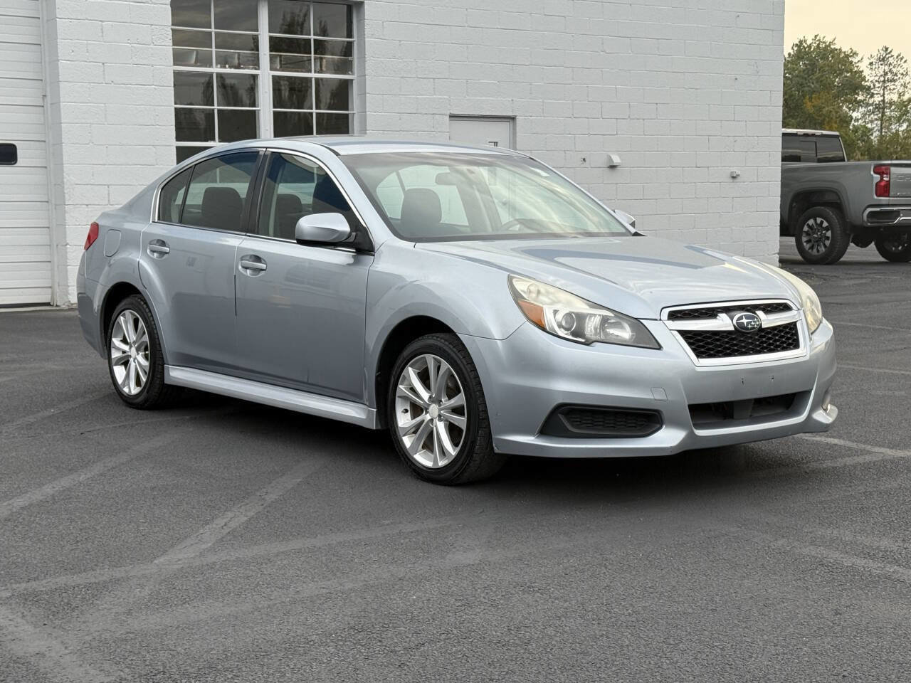 Used 2013 Subaru Legacy 2.5i Premium w/ All-Weather Pkg image 1
