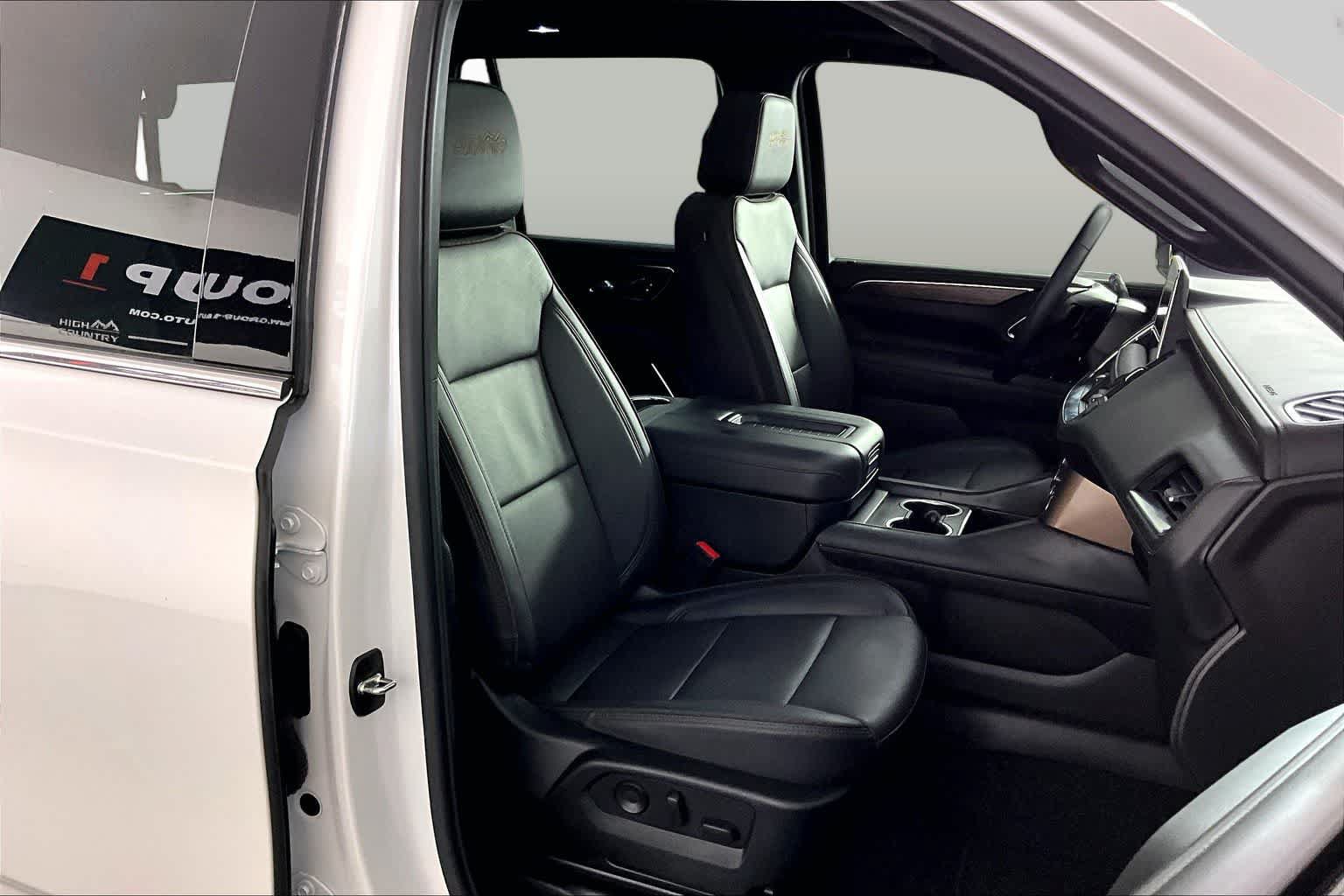 Certified 2023 Chevrolet Tahoe High Country AWD/4WD image 9