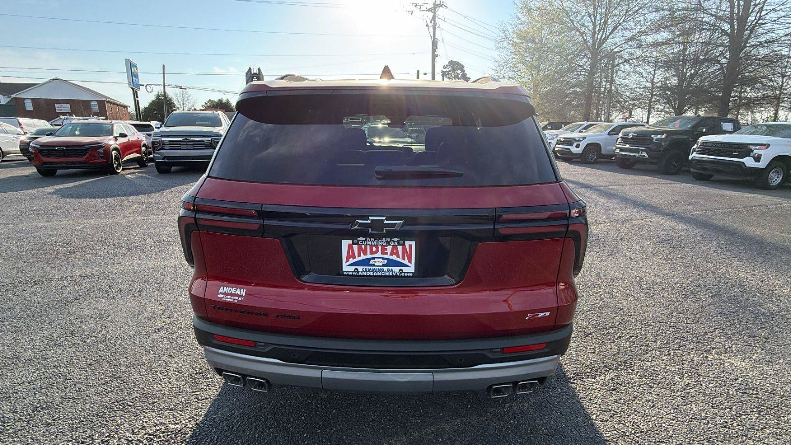 New 2026 Chevrolet Traverse Z71 w/ Enhanced Driving Package AWD/4WD image 6