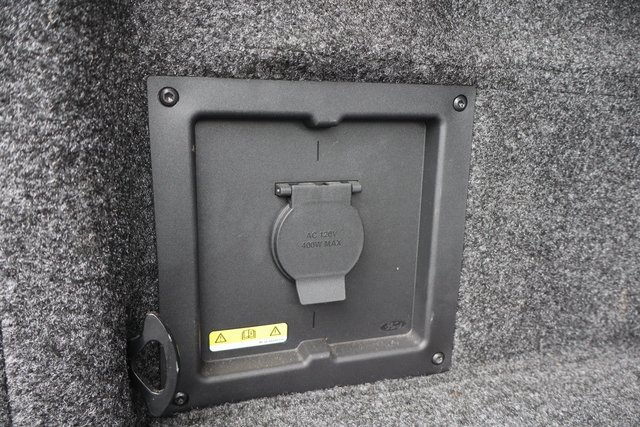 Used 2023 Ford F150 Lariat w/ Equipment Group 502A High image 20