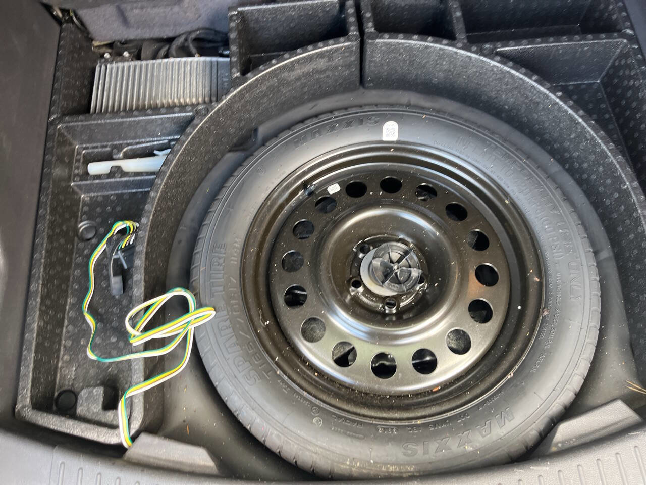 Used 2013 Ford Escape SEL image 32