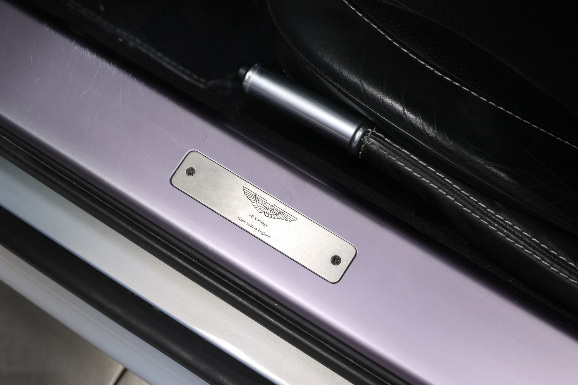 Used 2011 Aston Martin V8 Vantage Coupe image 13