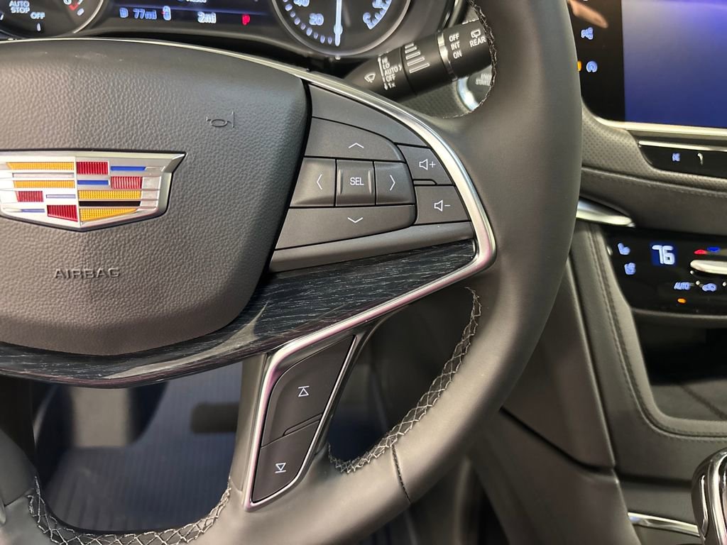 New 2026 Cadillac XT5 Premium Luxury image 32