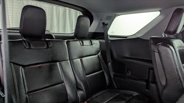 Used 2022 Ford Explorer Limited AWD/4WD image 21
