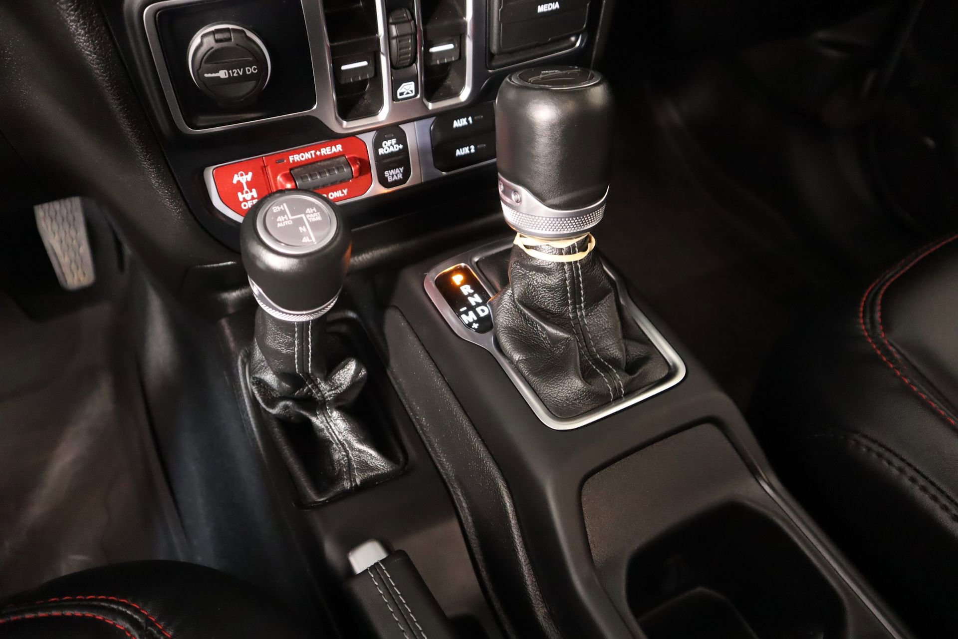 Used 2024 Jeep Gladiator Rubicon image 9