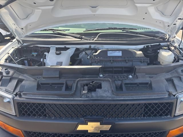 Used 2021 Chevrolet Express 3500 w/ Power Convenience Package RWD image 34