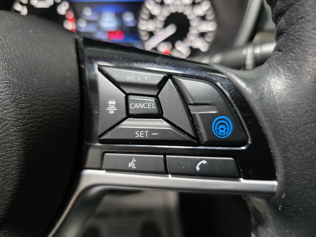 Used 2023 Nissan Altima 2.5 SV w/ SV Premium Package AWD/4WD image 14