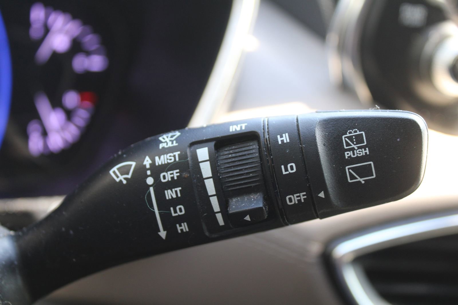 Used 2019 Hyundai Santa Fe Limited image 34