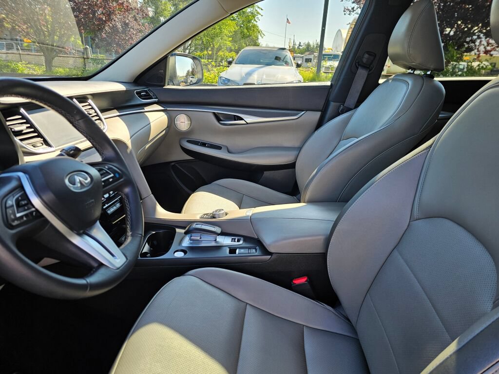 Used 2024 INFINITI QX50 Luxe AWD/4WD image 24