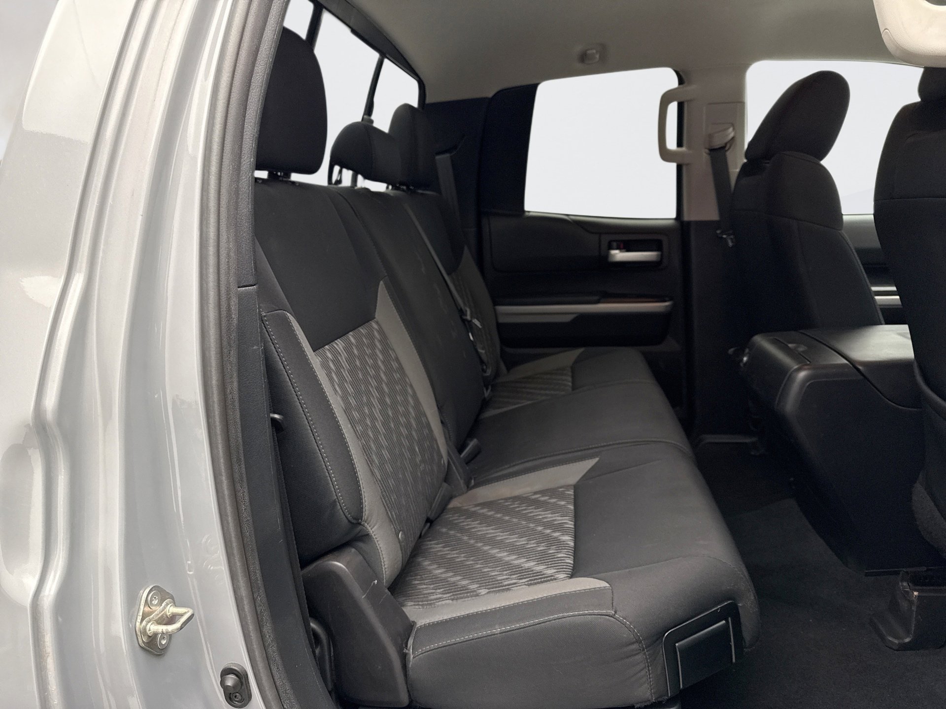 Used 2020 Toyota Tundra SR5 image 17