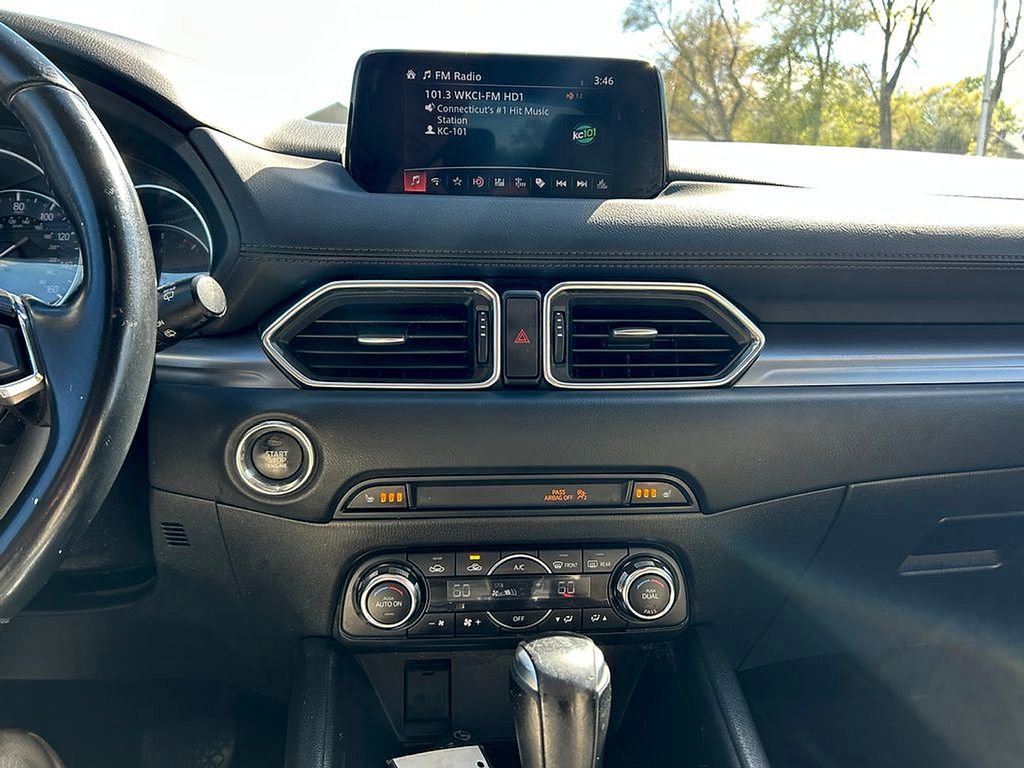 Used 2018 MAZDA CX-5 Touring w/ Preferred Equipment Package AWD/4WD image 14